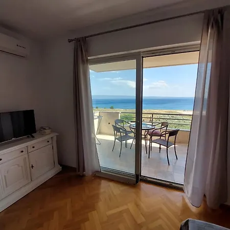 Apartment Lo Seaview Haven