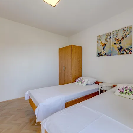 Daire Lo Seaview Haven Split