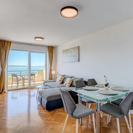Lo Seaview Haven Split